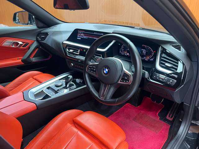 ＢＭＷ Ｚ４ sDrive20i Mスポーツ 千葉県 2020(令2)年 4万km 黒Ｍ イノベーションＰＫＧ　/ファストトラックＰＫＧ　/ＡＣＣ　/赤革シート　/ナビ　/Ｂカメラ　/Ｂｌｕｅｔｏｏｔｈ接続　/ＨＵＤ　/シートＨ　/パーキングアシスト/アダプティブＭサスペンション　/ＬＥＤライト