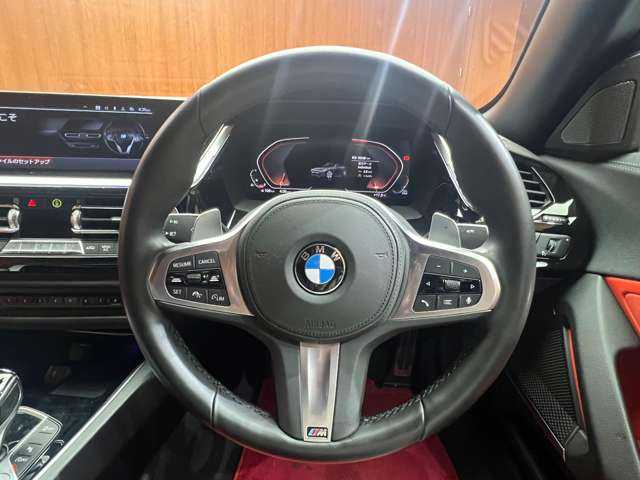 ＢＭＷ Ｚ４ sDrive20i Mスポーツ 千葉県 2020(令2)年 4万km 黒Ｍ イノベーションＰＫＧ　/ファストトラックＰＫＧ　/ＡＣＣ　/赤革シート　/ナビ　/Ｂカメラ　/Ｂｌｕｅｔｏｏｔｈ接続　/ＨＵＤ　/シートＨ　/パーキングアシスト/アダプティブＭサスペンション　/ＬＥＤライト