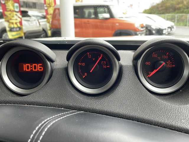 日産 フェアレディ Ｚ バージョンS 福島県 2008(平20)年 17.1万km ブリリアントホワイトパール ６ＭＴ　メーカーナビ　バックカメラ　ビルトインＥＴＣ　リアスポイラー　ＨＩＤヘッドライト　純正フロアマット　社外アルミホイール　スマートキー　保証書　取扱説明書　スペアキー