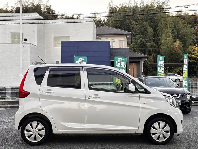 三菱 ｅＫワゴン E e－アシスト 熊本県 2018(平30)年 12.3万km シルキーホワイト 社外メモリナビ（MDV-D5048TW）/【フルセグTV/Bluetooth/CD/DVD】/衝突軽減ブレーキ/シートヒーター/横滑り防止機能/ベンチシート/フロアマット/ドアバイザー/キーレス