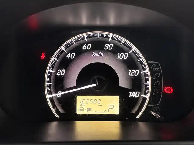 三菱 ｅＫワゴン E e－アシスト 熊本県 2018(平30)年 12.3万km シルキーホワイト 社外メモリナビ（MDV-D5048TW）/【フルセグTV/Bluetooth/CD/DVD】/衝突軽減ブレーキ/シートヒーター/横滑り防止機能/ベンチシート/フロアマット/ドアバイザー/キーレス