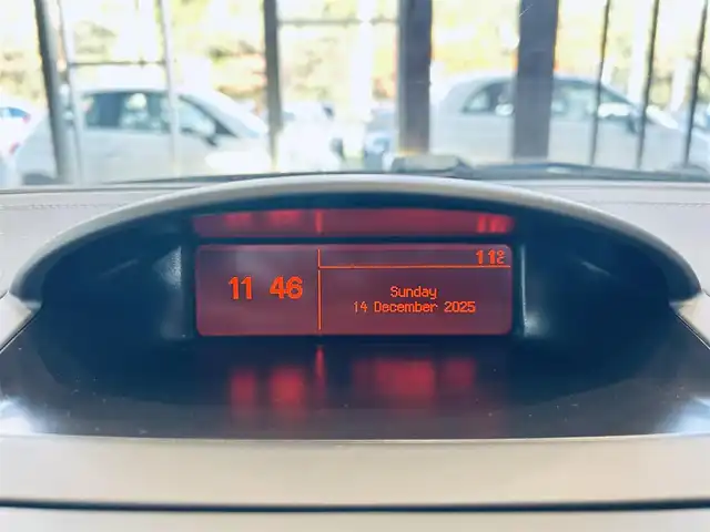 プジョー ＲＣＺ 大阪府 2014(平26)年 0.9万km 黒 社外ナビ/TV/バックカメラ/クリアランスソナー/純正18インチAW/HIDヘッドライト/クルコン/リモコンキー/電動リアスポイラー/黒革/パワーシート/Dシートメモリ/シートヒーター