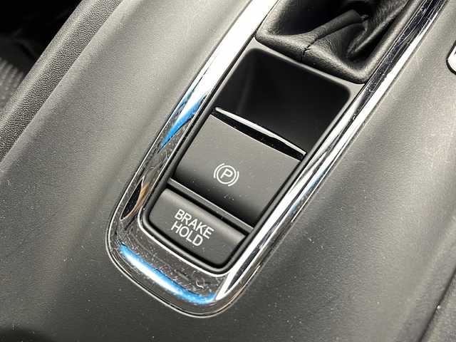 ホンダ ヴェゼル X ホンダセンシング 新潟県 2020(令2)年 3.6万km プレミアムクリスタルレッドM 純正ナビ　/　（CD・DVD・Bluetooth・フルセグ・HDMI  ）/USB端子　/バックカメラ　/ドライブレコーダー/ホンダセンシング/　・衝突軽減ブレーキ/　・レーダークルーズコントロール/　・レーンキープアシスト/オートライト/LEDヘッドライト/純正フロアマット