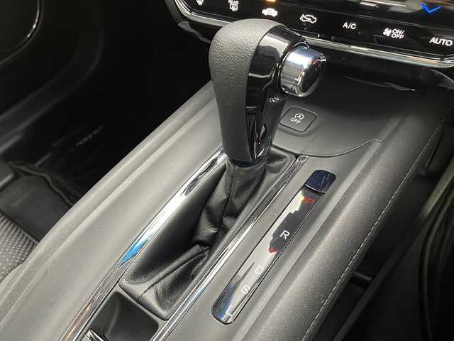 ホンダ ヴェゼル X ホンダセンシング 新潟県 2020(令2)年 3.6万km プレミアムクリスタルレッドM 純正ナビ　/　（CD・DVD・Bluetooth・フルセグ・HDMI  ）/USB端子　/バックカメラ　/ドライブレコーダー/ホンダセンシング/　・衝突軽減ブレーキ/　・レーダークルーズコントロール/　・レーンキープアシスト/オートライト/LEDヘッドライト/純正フロアマット