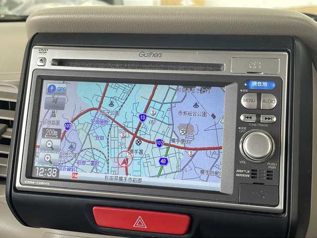 ホンダ Ｎ ＢＯＸ G 秋田県 2012(平24)年 12万km プレミアムホワイトパール 4WD/純正ナビ　VXM-128VS/（CD/DVD/SD/TV）/バックカメラ/ETC/スマートキー（スペアー1本）/プッシュスタートボタン/アルミ付き冬タイヤ積込み/ドアバイザー/アイドリングストップ/スライドドア