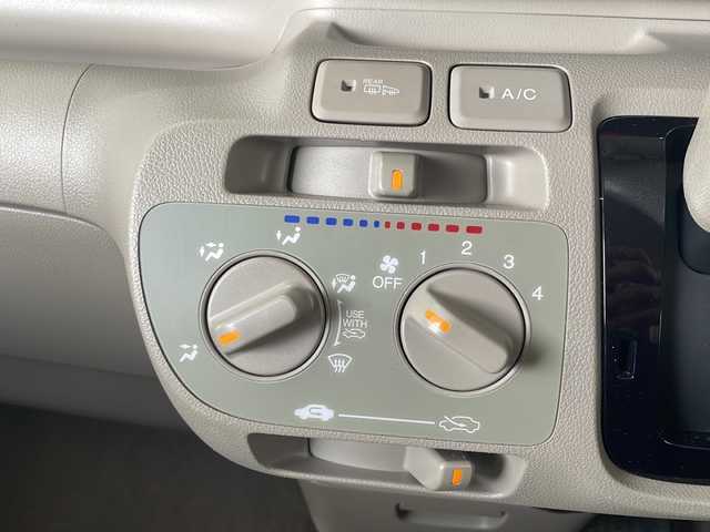 ホンダ Ｎ ＢＯＸ G 秋田県 2012(平24)年 12万km プレミアムホワイトパール 4WD/純正ナビ　VXM-128VS/（CD/DVD/SD/TV）/バックカメラ/ETC/スマートキー（スペアー1本）/プッシュスタートボタン/アルミ付き冬タイヤ積込み/ドアバイザー/アイドリングストップ/スライドドア