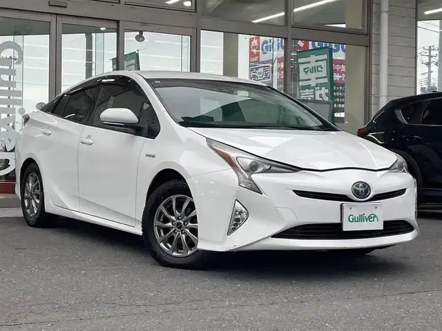トヨタ プリウス S 青森県 2015(平27)年 14万km スーパーホワイトⅡ 4WD/Toyota　Safety　Sence/レーダークルーズコントロール/LDA/ALPINE11インチディスプレイオーディオ/（Wifi/HDMI/BlueTooth/Apple CarPlay）/ビルトインETC/24年製VRX3/15インチタイヤ装着/社外夏タイヤ積込み/ステアリングスイッチ/バックカメラ/オートライト/LEDヘッドライト/保証書/取扱説明書