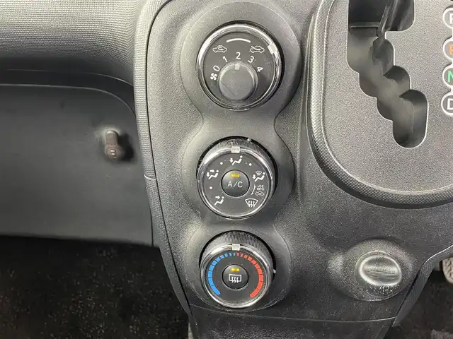 トヨタ ポルテ Y 埼玉県 2015(平27)年 7.2万km ホワイトパールクリスタルシャイン 純正ナビ　NSZT-W64/(Bluetooth/CD/DVD/AM/FM)/地デジフルセグ/バックカメラ/ETC/片側パワースライドドア/アイドリングストップ/ステアリングリモコン/ウィンカーミラー/フロントフォグランプ/純正ドアバイザー/純正フロアマット
