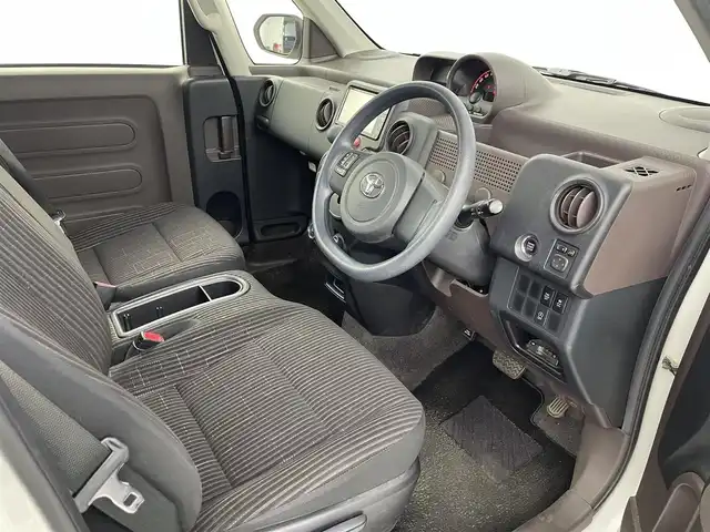 トヨタ ポルテ Y 埼玉県 2015(平27)年 7.2万km ホワイトパールクリスタルシャイン 純正ナビ　NSZT-W64/(Bluetooth/CD/DVD/AM/FM)/地デジフルセグ/バックカメラ/ETC/片側パワースライドドア/アイドリングストップ/ステアリングリモコン/ウィンカーミラー/フロントフォグランプ/純正ドアバイザー/純正フロアマット