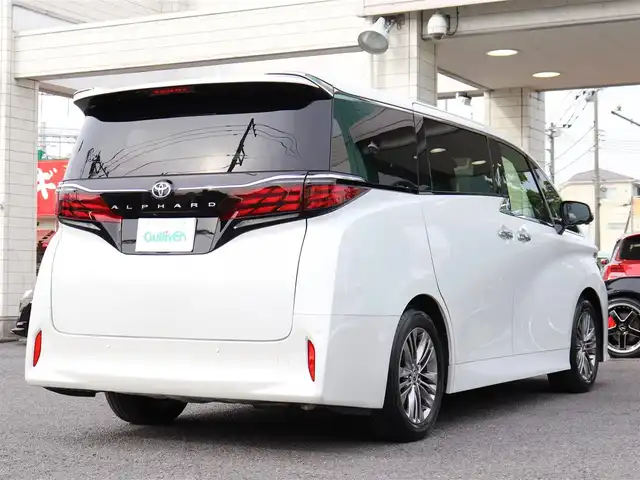 トヨタ アルファード Z 神奈川県 2024(令6)年 0.3万km プラチナホワイトパールマイカ ワンオーナー/サンルーフ/後席モニター/デジタルインナーミラー/ＢＳＭ/全方位カメラ/黒革シート　シートヒーター　ベンチレーション/前後コーナーセンサー/ＥＴＣ２．０/フルセグＴＶ/アクティブクルーズ/両側パワースライドドア/LEDヘッドライト/保証書