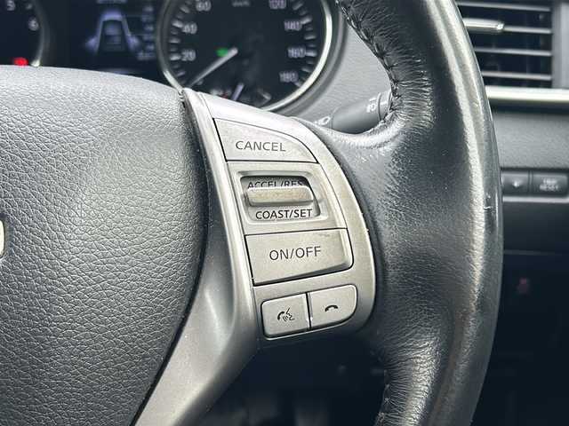 日産 エクストレイル 20X エマージェンシーブレーキ 沖縄県 2015(平27)年 9.6万km ダイヤモンドブラック 禁煙車　/電動リアゲート　/ＥＴＣ　/純正ナビ（ＡＭ／ＦＭ／ＢＴ）/フルセグＴＶ　/クルーズコントロール機能　/ドライブモードセレクター　/ドラレコ　/横滑り防止機能　/アイドリングストップ　/ヒルディセントコントロール/シートヒーター（D/N席）
