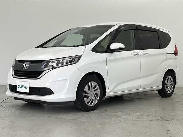 ホンダ フリード G ホンダセンシング 大阪府 2018(平30)年 6.7万km ホワイトオーキッドパール ホンダセンシング/・衝突軽減ブレーキ/・路外逸脱抑制機能/・アダプティブクルーズコントロール/・標識検知機能/純正SDナビ/・CD.DVD.SD.BT/フルセグTV/バックモニター/両側パワースライドドア/LEDヘッドライト/ビルトインETC/アイドリングストップ/横滑り防止装置/プッシュスタート/スマートキー/純正フロアマット/ロールサンシェード/シートバックテーブル