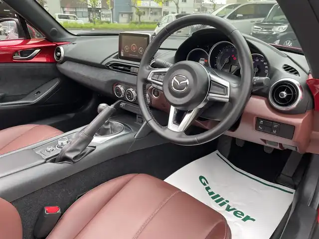 マツダ ロードスター ＲＦ RS 和歌山県 2017(平29)年 3.6万km ソウルレッドプレミアムメタリック 茶革シート/BOSEサウンド/純正ナビ/フルセグTV/CD/DVD/Bluetooth/USB/レーンキープ/ブラインドスポット/シートヒーター/純正フロアマット/LEDヘッドライト/純正17インチアルミホイール/UVカット機能付きフロントガラス/スマートキー/スペアキー×1/取扱説明書