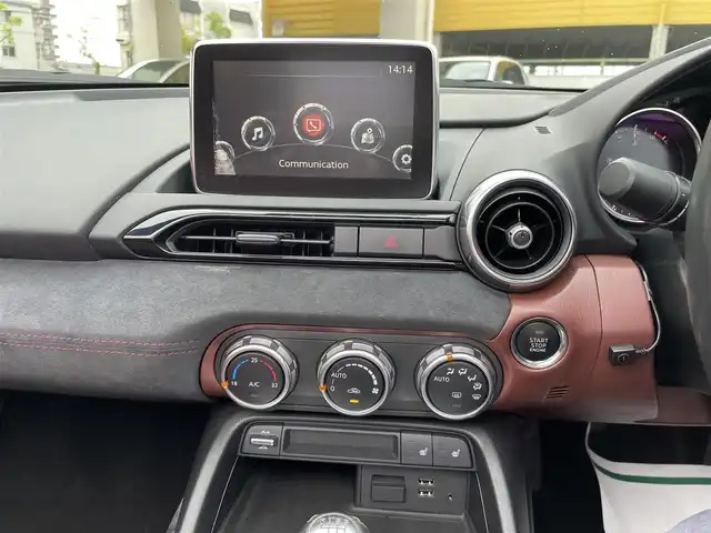 マツダ ロードスター ＲＦ RS 和歌山県 2017(平29)年 3.6万km ソウルレッドプレミアムメタリック 茶革シート/BOSEサウンド/純正ナビ/フルセグTV/CD/DVD/Bluetooth/USB/レーンキープ/ブラインドスポット/シートヒーター/純正フロアマット/LEDヘッドライト/純正17インチアルミホイール/UVカット機能付きフロントガラス/スマートキー/スペアキー×1/取扱説明書