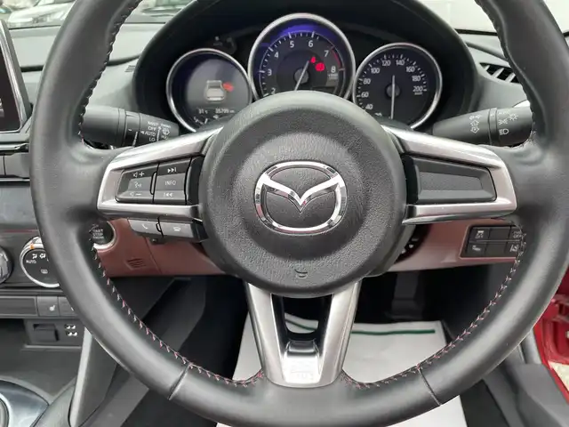 マツダ ロードスター ＲＦ RS 和歌山県 2017(平29)年 3.6万km ソウルレッドプレミアムメタリック 茶革シート/BOSEサウンド/純正ナビ/フルセグTV/CD/DVD/Bluetooth/USB/レーンキープ/ブラインドスポット/シートヒーター/純正フロアマット/LEDヘッドライト/純正17インチアルミホイール/UVカット機能付きフロントガラス/スマートキー/スペアキー×1/取扱説明書