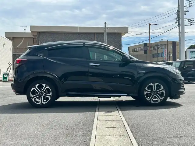 ホンダ ヴェゼル ハイブリッド Z ホンダセンシング 静岡県 2019(令1)年 7.6万km 黒 純正ナビ(CD/Bt/ワンセグ)/バックカメラ/ドライブレコーダー前後/ETC/パドルシフト/保証書/取扱説明書/記録簿/レーダークルーズコントロール/D席N席シートヒーター/ハーフレザーシート/フロアマット/純正アルミホイール/ABS/横滑り防止装置/レーンキープアシスト/オートライト/LEDヘッドライト/W+サイドエアバック/カーテンエアバック/衝突軽減システム/エンジンスタートボタン/パワーステアリング/パワーウィンドウ/スマートキー/アイドリングストップ/オートエアコン/ホンダセンシング