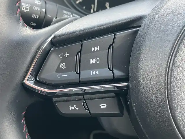 マツダ ＣＸ－５ XD ブラックトーンエディション 道南・函館 2022(令4)年 1.9万km スノーフレイクホワイトパールマイカ /純正ＳＤナビ//フルセグＴＶ//ドライブレコーダー//全周位カメラ//ブラインドスポットモニター//ヘッドアップディスプレイ//クルーズコントロール//レーンキープアシスト//コーナーセンサー//オートライト//オートハイビーム//衝突軽減ブレーキ//電動リアゲート//パドルシフト//ハーフレザーシート//シートヒーター//フロアマット//ＥＴＣ//スマートキー