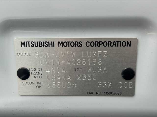 三菱 デリカＤ：５ P 山形県 2023(令5)年 2.1万km ホワイトダイヤモンド 禁煙車/4WD/衝突被害軽減ブレーキ/横滑り防止装置/オートマチックハイビーム/レーンキープアシスト/ブラインドスポットモニター/クルーズコントロール/全方位カメラ/前後ドライブレコーダー/ALPINEナビ/（フルセグ/Bluetooth/DVD/Apple CarPlay)/テレビキャンセラー/ALPINEフリップダウンモニター/アイドリングストップ/両側パワースライドドア/電動サイドステップ/パワーバックドア/レザー調シート/D席パワーシート/前席シートヒーター/純正フロアマット/ステアリングスイッチ/ステアリングヒーター/パドルシフト/ETC/スマートキー×２/社外AW/LEDヘッドライト/フォグランプ