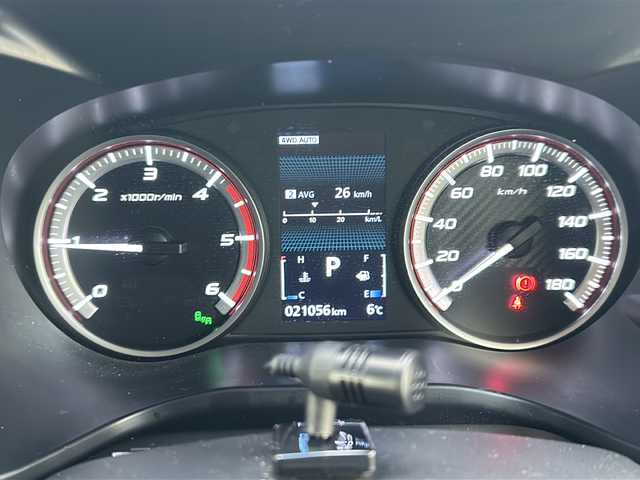 三菱 デリカＤ：５ P 山形県 2023(令5)年 2.1万km ホワイトダイヤモンド 禁煙車/4WD/衝突被害軽減ブレーキ/横滑り防止装置/オートマチックハイビーム/レーンキープアシスト/ブラインドスポットモニター/クルーズコントロール/全方位カメラ/前後ドライブレコーダー/ALPINEナビ/（フルセグ/Bluetooth/DVD/Apple CarPlay)/テレビキャンセラー/ALPINEフリップダウンモニター/アイドリングストップ/両側パワースライドドア/電動サイドステップ/パワーバックドア/レザー調シート/D席パワーシート/前席シートヒーター/純正フロアマット/ステアリングスイッチ/ステアリングヒーター/パドルシフト/ETC/スマートキー×２/社外AW/LEDヘッドライト/フォグランプ