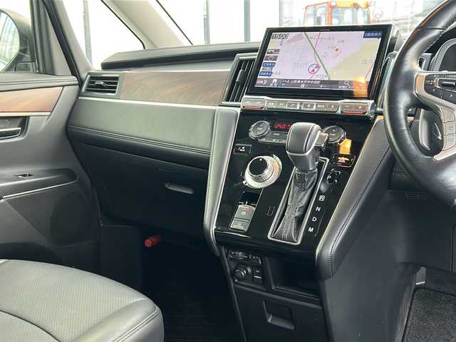 三菱 デリカＤ：５ P 山形県 2023(令5)年 2.1万km ホワイトダイヤモンド 禁煙車/4WD/衝突被害軽減ブレーキ/横滑り防止装置/オートマチックハイビーム/レーンキープアシスト/ブラインドスポットモニター/クルーズコントロール/全方位カメラ/前後ドライブレコーダー/ALPINEナビ/（フルセグ/Bluetooth/DVD/Apple CarPlay)/テレビキャンセラー/ALPINEフリップダウンモニター/アイドリングストップ/両側パワースライドドア/電動サイドステップ/パワーバックドア/レザー調シート/D席パワーシート/前席シートヒーター/純正フロアマット/ステアリングスイッチ/ステアリングヒーター/パドルシフト/ETC/スマートキー×２/社外AW/LEDヘッドライト/フォグランプ