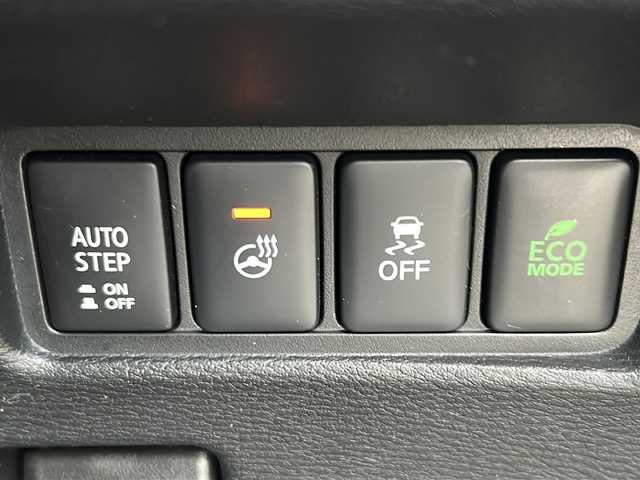 三菱 デリカＤ：５ P 山形県 2023(令5)年 2.1万km ホワイトダイヤモンド 禁煙車/4WD/衝突被害軽減ブレーキ/横滑り防止装置/オートマチックハイビーム/レーンキープアシスト/ブラインドスポットモニター/クルーズコントロール/全方位カメラ/前後ドライブレコーダー/ALPINEナビ/（フルセグ/Bluetooth/DVD/Apple CarPlay)/テレビキャンセラー/ALPINEフリップダウンモニター/アイドリングストップ/両側パワースライドドア/電動サイドステップ/パワーバックドア/レザー調シート/D席パワーシート/前席シートヒーター/純正フロアマット/ステアリングスイッチ/ステアリングヒーター/パドルシフト/ETC/スマートキー×２/社外AW/LEDヘッドライト/フォグランプ