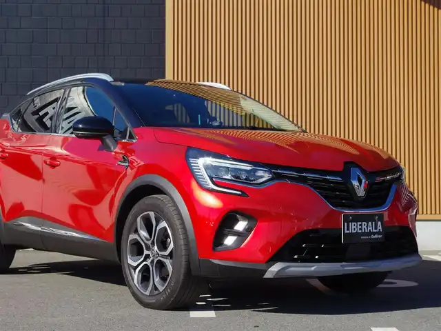 ルノー ルノー キャプチャー インテンス テックパック 埼玉県 2021(令3)年 3万km 赤 ブラックレザーシート/アダプティブクルーズコントロール/ディスプレイオーディオ/Bluetooth/CarPlay/社外ナビ/パークセンサー/ブラインドスポットモニター/全周囲カメラ/シートヒーター/ステアリングヒーター/スペアキー/ETC