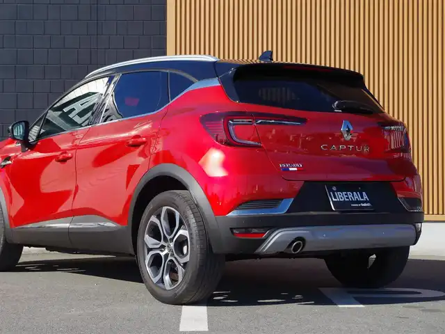 ルノー ルノー キャプチャー インテンス テックパック 埼玉県 2021(令3)年 3万km 赤 ブラックレザーシート/アダプティブクルーズコントロール/ディスプレイオーディオ/Bluetooth/CarPlay/社外ナビ/パークセンサー/ブラインドスポットモニター/全周囲カメラ/シートヒーター/ステアリングヒーター/スペアキー/ETC