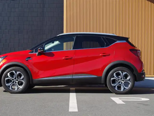 ルノー ルノー キャプチャー インテンス テックパック 埼玉県 2021(令3)年 3万km 赤 ブラックレザーシート/アダプティブクルーズコントロール/ディスプレイオーディオ/Bluetooth/CarPlay/社外ナビ/パークセンサー/ブラインドスポットモニター/全周囲カメラ/シートヒーター/ステアリングヒーター/スペアキー/ETC