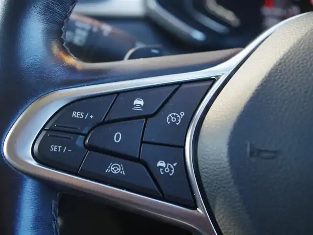 ルノー ルノー キャプチャー インテンス テックパック 埼玉県 2021(令3)年 3万km 赤 ブラックレザーシート/アダプティブクルーズコントロール/ディスプレイオーディオ/Bluetooth/CarPlay/社外ナビ/パークセンサー/ブラインドスポットモニター/全周囲カメラ/シートヒーター/ステアリングヒーター/スペアキー/ETC