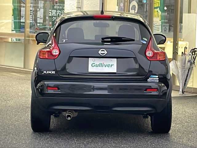 日産 ジューク 15RX アーバンセレクション 愛知県 2014(平26)年 4.3万km サファイアブラック /ワンオーナー//禁煙車//純正メモリーナビ//フルセグ/CD/DVD/SD/Bluetooth/USB/ipod//ドライブレコーダー//バックカメラ//ETC//純正ローダウンサスペンション（アーバンセレクション専用）//純正エキゾーストフィニッシャー//HIDオートライト//フロントフォグランプ//社外17インチアルミホイール//純正アルミホイールタイヤ（215/55R17）//プッシュスタート//スペアスマートキー//革巻きステアリング//フェンダーポール//i-stop//D-MODE//オートエアコン//オートリトラウィンカーミラー//純正ドアバイザー//純正フロアマット//車両取扱説明書//ナビ取扱説明書//早わかりガイドブック//点検整備記録簿H26H27