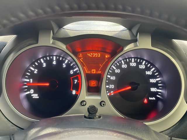 日産 ジューク 15RX アーバンセレクション 愛知県 2014(平26)年 4.3万km サファイアブラック /ワンオーナー//禁煙車//純正メモリーナビ//フルセグ/CD/DVD/SD/Bluetooth/USB/ipod//ドライブレコーダー//バックカメラ//ETC//純正ローダウンサスペンション（アーバンセレクション専用）//純正エキゾーストフィニッシャー//HIDオートライト//フロントフォグランプ//社外17インチアルミホイール//純正アルミホイールタイヤ（215/55R17）//プッシュスタート//スペアスマートキー//革巻きステアリング//フェンダーポール//i-stop//D-MODE//オートエアコン//オートリトラウィンカーミラー//純正ドアバイザー//純正フロアマット//車両取扱説明書//ナビ取扱説明書//早わかりガイドブック//点検整備記録簿H26H27