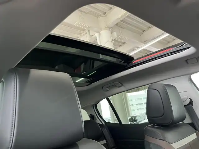 シトロエン Ｃ５ エアクロス シャイン ナッパレザーP 山形県 2019(令1)年 5.4万km 白 ナッパレザーパッケージ/純正ディスプレイオーディオナビ/Bluetooth/USB/AppleCarPlay/AndroidAuto/パノラマSR/ハンズフリーパワーバックドア/純正AW付サマータイヤ装着/社外AW付スタッドレスタイヤ有/インテリジェントハイビーム/パーキングセンサー/前後ドライブレコーダー/レーダー感知機/アクティブセーフティブレーキ/トラフィックサイン/疲労検知システム/ブラインドスポットモニター/アンビエンスライト/置くだけ充電/ECO/SPORTモード/クルーズコントロール