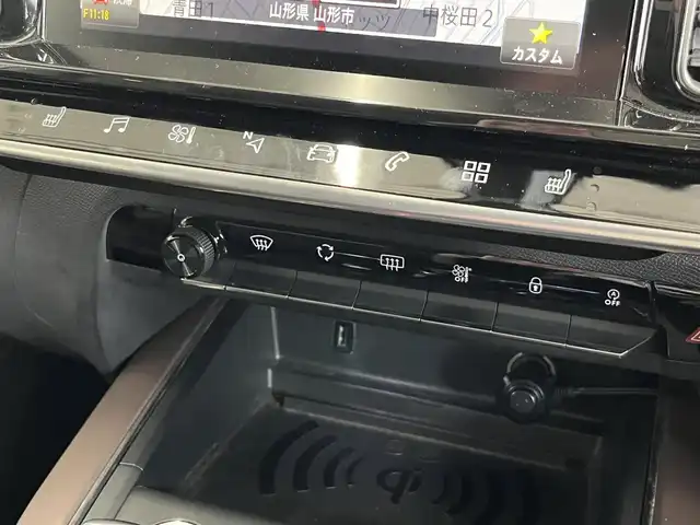 シトロエン Ｃ５ エアクロス シャイン ナッパレザーP 山形県 2019(令1)年 5.4万km 白 ナッパレザーパッケージ/純正ディスプレイオーディオナビ/Bluetooth/USB/AppleCarPlay/AndroidAuto/パノラマSR/ハンズフリーパワーバックドア/純正AW付サマータイヤ装着/社外AW付スタッドレスタイヤ有/インテリジェントハイビーム/パーキングセンサー/前後ドライブレコーダー/レーダー感知機/アクティブセーフティブレーキ/トラフィックサイン/疲労検知システム/ブラインドスポットモニター/アンビエンスライト/置くだけ充電/ECO/SPORTモード/クルーズコントロール