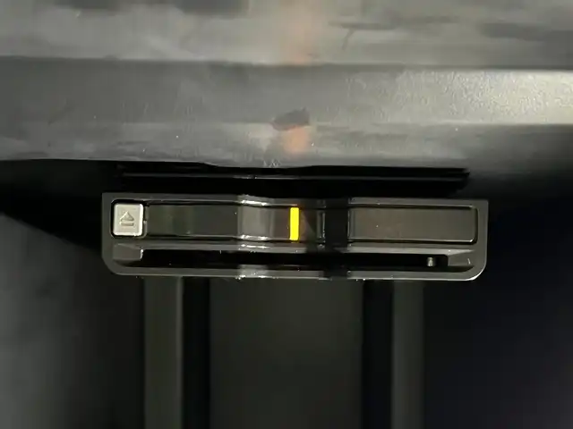 シトロエン Ｃ５ エアクロス シャイン ナッパレザーP 山形県 2019(令1)年 5.4万km 白 ナッパレザーパッケージ/純正ディスプレイオーディオナビ/Bluetooth/USB/AppleCarPlay/AndroidAuto/パノラマSR/ハンズフリーパワーバックドア/純正AW付サマータイヤ装着/社外AW付スタッドレスタイヤ有/インテリジェントハイビーム/パーキングセンサー/前後ドライブレコーダー/レーダー感知機/アクティブセーフティブレーキ/トラフィックサイン/疲労検知システム/ブラインドスポットモニター/アンビエンスライト/置くだけ充電/ECO/SPORTモード/クルーズコントロール