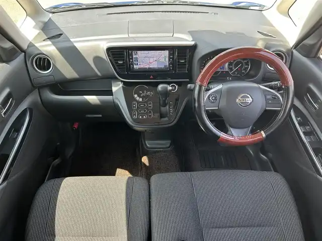 日産 デイズ ルークス ハイウェイスター Gターボ 福岡県 2018(平30)年 7.6万km オーシャンブルーP 純正ナビ（フルセグTV・Bluetooth・FM・AM・CD）/ETC/アラウンドビューモニター/クルーズコントロール/両側パワースライドドア/後席サンシェード/前方ドライブレコーダー/コーナーセンサー/アイドリングストップ/オートハイビーム/横滑り防止装置/レーンキープアシスト/衝突被害軽減システム/純正アルミホイール/パワーウィンドウ/純正フロアマット/プッシュスタート/スマートキー