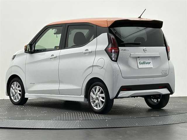 日産 デイズ ハイウェイスターX 愛媛県 2022(令4)年 0.3万km プレミアムサンシャインオレンジメタリック/シルキーホワイト 純正9インチナビ （フルセグTV Bluetooth CD DVD SD）アラウンドビューモニター ドライブレコーダー LEDヘッドライト 　純正フロアマットマット 純正アルミホイール ワンオーナー