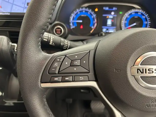 日産 デイズ ハイウェイスターX 愛媛県 2022(令4)年 0.3万km プレミアムサンシャインオレンジメタリック/シルキーホワイト 純正9インチナビ （フルセグTV Bluetooth CD DVD SD）アラウンドビューモニター ドライブレコーダー LEDヘッドライト 　純正フロアマットマット 純正アルミホイール ワンオーナー
