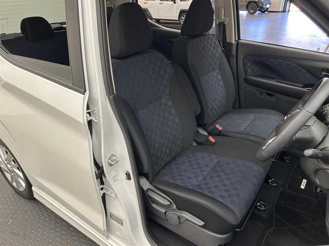 日産 デイズ ハイウェイスターX 愛媛県 2022(令4)年 0.3万km プレミアムサンシャインオレンジメタリック/シルキーホワイト 純正9インチナビ （フルセグTV Bluetooth CD DVD SD）アラウンドビューモニター ドライブレコーダー LEDヘッドライト 　純正フロアマットマット 純正アルミホイール ワンオーナー