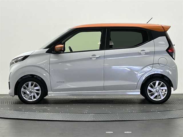 日産 デイズ ハイウェイスターX 愛媛県 2022(令4)年 0.3万km プレミアムサンシャインオレンジメタリック/シルキーホワイト 純正9インチナビ （フルセグTV Bluetooth CD DVD SD）アラウンドビューモニター ドライブレコーダー LEDヘッドライト 　純正フロアマットマット 純正アルミホイール ワンオーナー