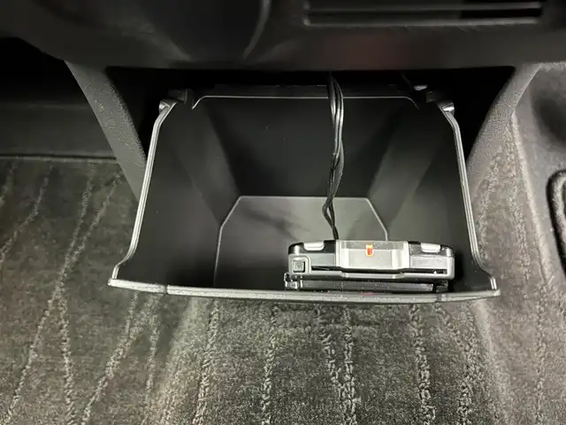 日産 デイズ ハイウェイスターX 愛媛県 2022(令4)年 0.3万km プレミアムサンシャインオレンジメタリック/シルキーホワイト 純正9インチナビ （フルセグTV Bluetooth CD DVD SD）アラウンドビューモニター ドライブレコーダー LEDヘッドライト 　純正フロアマットマット 純正アルミホイール ワンオーナー