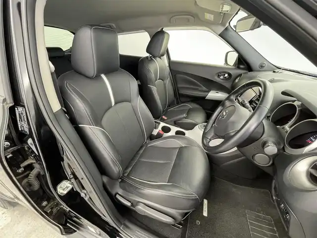 日産 ジューク 15RX Vセレ パーソナライゼーション 群馬県 2019(平31)年 4.2万km スーパーブラック エマージェンシーブレーキサポート　社外７インチナビ　ＬＥＤライト　シートヒーター　純正１７インチアルミホイール　アイドリングストップ　スマートキー　横滑り防止装置　盗難防止装置　オートエアコン　禁煙車