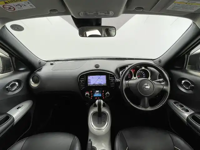 日産 ジューク 15RX Vセレ パーソナライゼーション 群馬県 2019(平31)年 4.2万km スーパーブラック エマージェンシーブレーキサポート　社外７インチナビ　ＬＥＤライト　シートヒーター　純正１７インチアルミホイール　アイドリングストップ　スマートキー　横滑り防止装置　盗難防止装置　オートエアコン　禁煙車