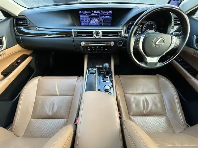 レクサス ＧＳ 450h バージョンL 東京都 2013(平25)年 11.7万km スターライトブラックガラスフレーク ワンオーナー/純正12.3インチナビゲーションシステム/・Bluetoothオーディオ/USBオーディオ/・フルセグTV/DVD/マークレビンソンプレミアムサラウンドサウンドシステム/ムーンルーフ/セミアニリン革シート/・シートヒーター（前席/後席）/・シートベンチレーション（前席）/・パワーシート（前席）/プリクラッシュセーフティシステム/レーダークルーズコントロール/LEDヘッドランプ/オートマチックハイビーム/ビルトインETC/取扱説明書/保証書/スペアキー1本/カードキー1枚