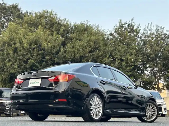 レクサス ＧＳ 450h バージョンL 東京都 2013(平25)年 11.7万km スターライトブラックガラスフレーク ワンオーナー/純正12.3インチナビゲーションシステム/・Bluetoothオーディオ/USBオーディオ/・フルセグTV/DVD/マークレビンソンプレミアムサラウンドサウンドシステム/ムーンルーフ/セミアニリン革シート/・シートヒーター（前席/後席）/・シートベンチレーション（前席）/・パワーシート（前席）/プリクラッシュセーフティシステム/レーダークルーズコントロール/LEDヘッドランプ/オートマチックハイビーム/ビルトインETC/取扱説明書/保証書/スペアキー1本/カードキー1枚