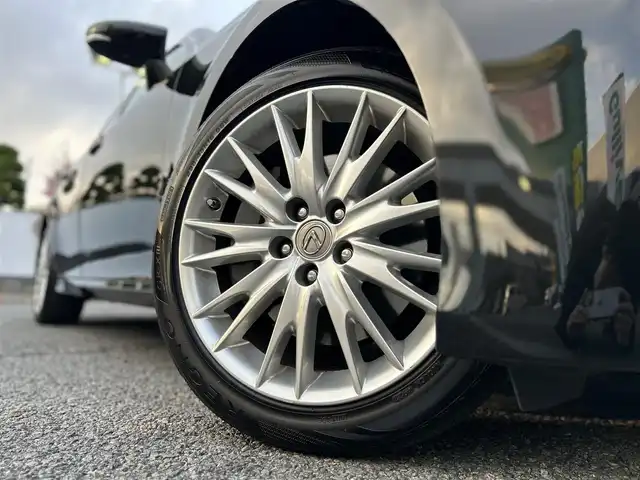 レクサス ＧＳ 450h バージョンL 東京都 2013(平25)年 11.7万km スターライトブラックガラスフレーク ワンオーナー/純正12.3インチナビゲーションシステム/・Bluetoothオーディオ/USBオーディオ/・フルセグTV/DVD/マークレビンソンプレミアムサラウンドサウンドシステム/ムーンルーフ/セミアニリン革シート/・シートヒーター（前席/後席）/・シートベンチレーション（前席）/・パワーシート（前席）/プリクラッシュセーフティシステム/レーダークルーズコントロール/LEDヘッドランプ/オートマチックハイビーム/ビルトインETC/取扱説明書/保証書/スペアキー1本/カードキー1枚