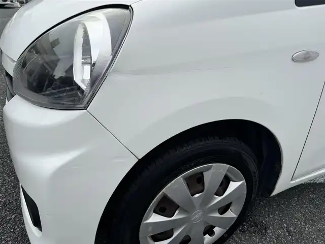 ダイハツ ミラ イース L SA 静岡県 2016(平28)年 14.9万km ホワイト ワンオーナー/キーレス/純正オーディオ/CD・AM/FMラジオ・AUX/スマートアシスト/・低速域衝突回避支援ブレーキ機能/・誤発進抑制制御機能/・先行車発進お知らせ機能/フロアマット/ヘッドライトレベライザー/取説・保証書