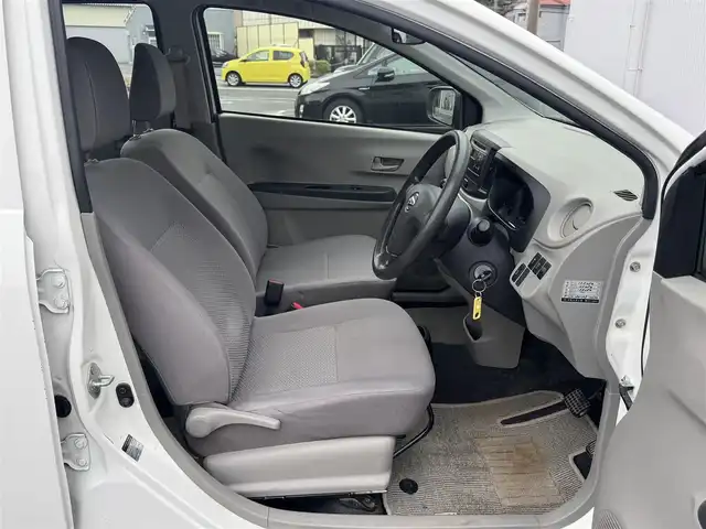 ダイハツ ミラ イース L SA 静岡県 2016(平28)年 14.9万km ホワイト ワンオーナー/キーレス/純正オーディオ/CD・AM/FMラジオ・AUX/スマートアシスト/・低速域衝突回避支援ブレーキ機能/・誤発進抑制制御機能/・先行車発進お知らせ機能/フロアマット/ヘッドライトレベライザー/取説・保証書