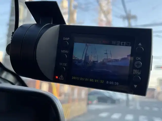 日産 ジューク 15RX 埼玉県 2011(平23)年 4.6万km ラディアントレッド ワンオーナー/純正SDナビ/　DTV/CD/DVD/BT/FM/AM/社外ドライブレコーダー/バックカメラ/ビルトインETC/スマートキー/スペアキー×1/純正フロアマット/オートライト/プッシュスタート