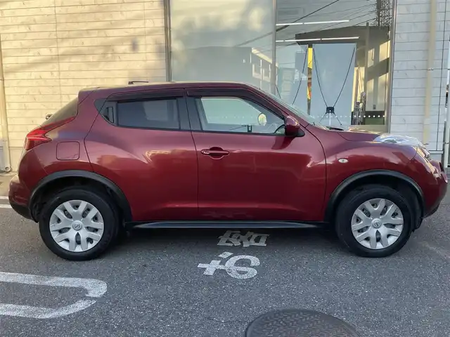 日産 ジューク 15RX 埼玉県 2011(平23)年 4.6万km ラディアントレッド ワンオーナー/純正SDナビ/　DTV/CD/DVD/BT/FM/AM/社外ドライブレコーダー/バックカメラ/ビルトインETC/スマートキー/スペアキー×1/純正フロアマット/オートライト/プッシュスタート