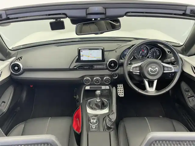 マツダ ロードスター S レザーパッケージ 富山県 2020(令2)年 1.7万km スノーフレイクホワイトパールマイカ 純正ナビ（CD　DVD　BT　CarPlay）/フルセグTV/バックカメラ/リアコーナーセンサー/ETC/黒革シート/全席シートヒーター/社外フロントドラレコ（HDR-352GH）/スマートシティブレーキサポート/BSMシステム/車線逸脱警報システム/スマートキー/プッシュスタート/アダプティブLEDヘッドライト/クルーズコントロール/横滑防止装置/保証書、取説/スペアキー
